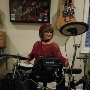 Meet your Posher, Vickie